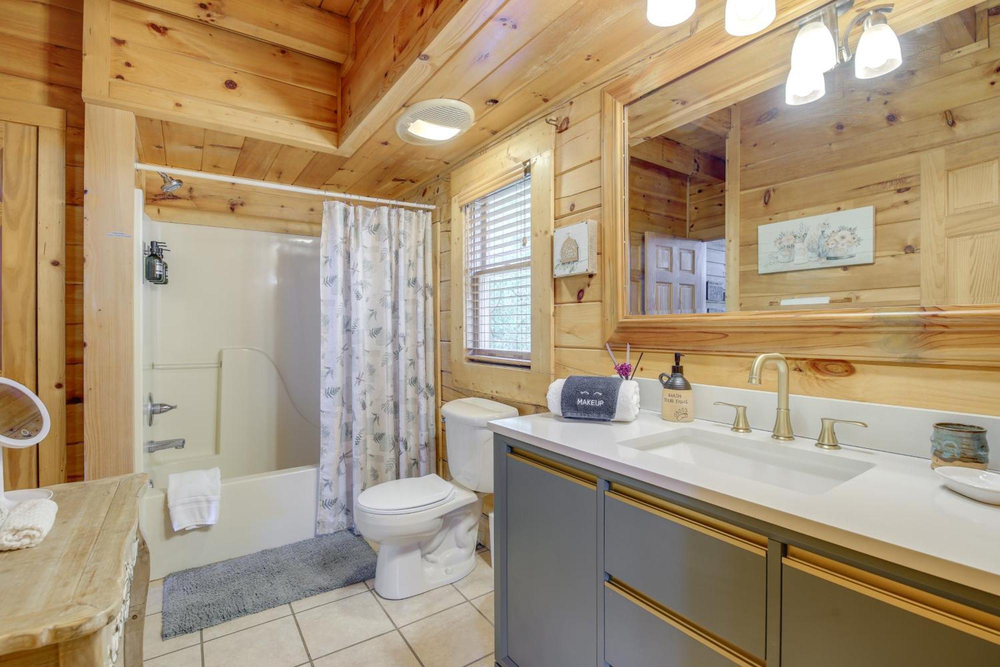 Sevierville Cabin With Deck Minutes To Pigeon Forge Exterior foto